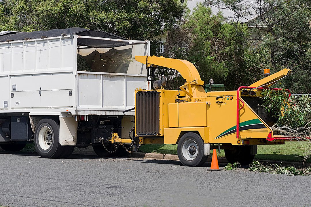 Chipper truck