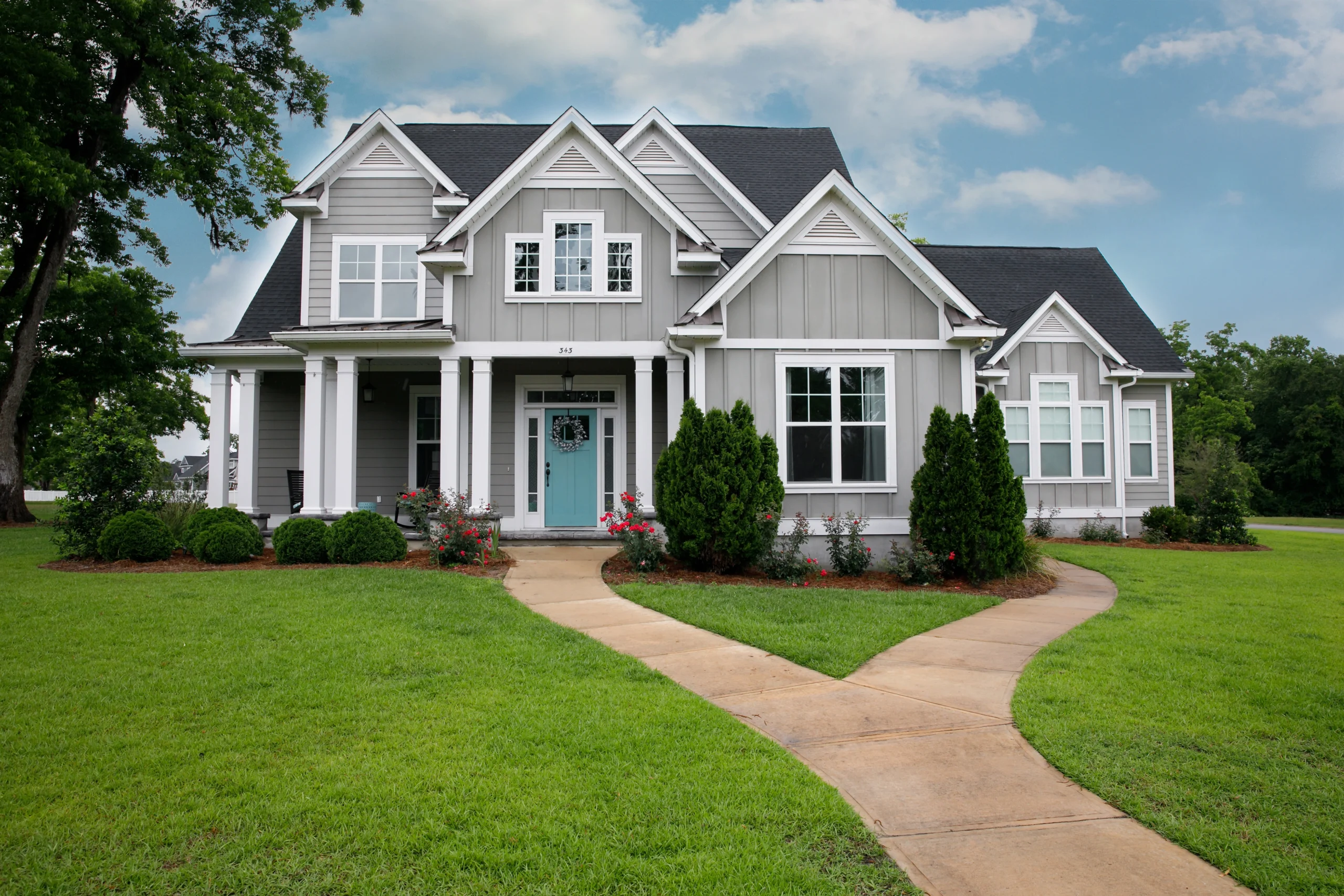 An Elk River model home exterior