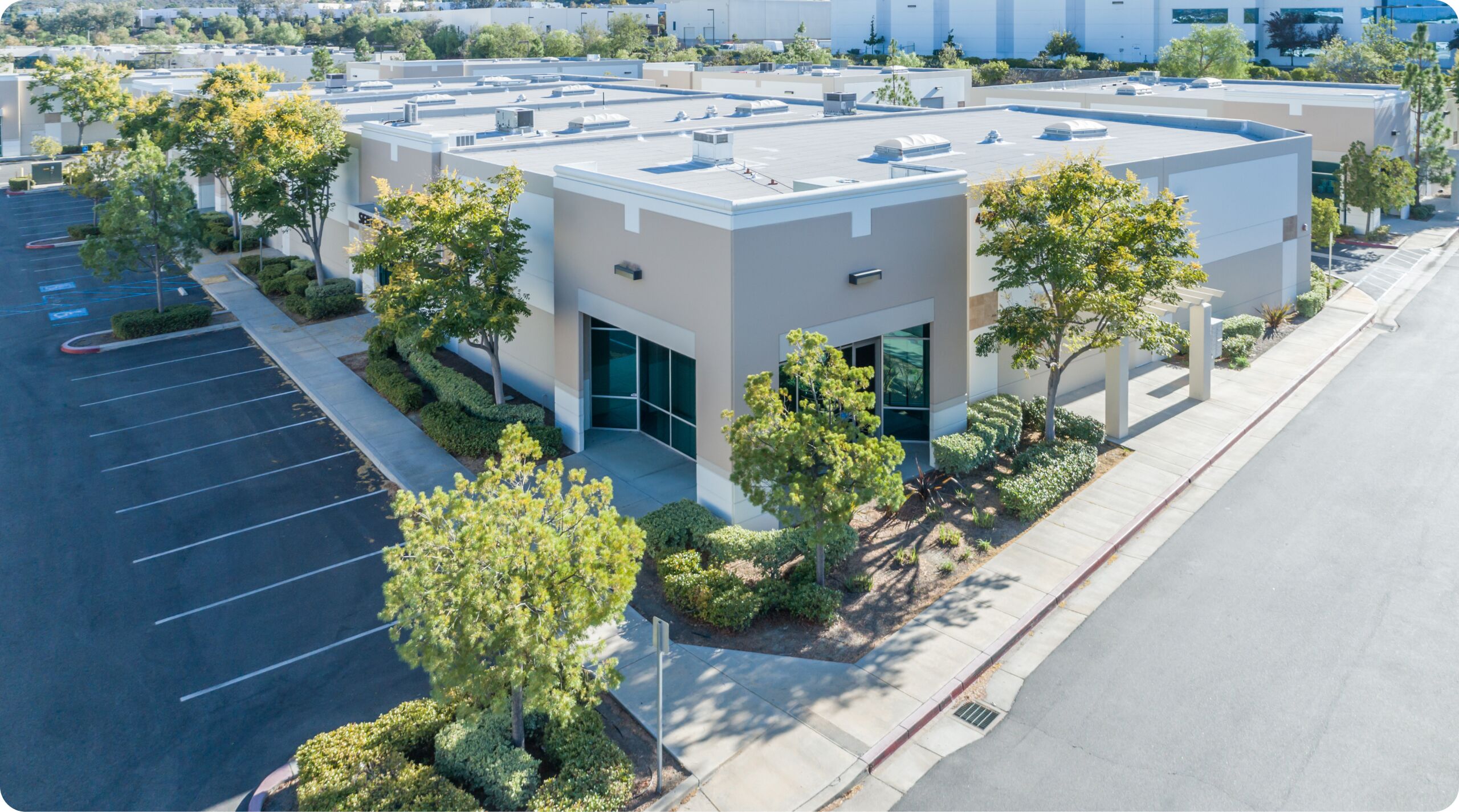 Commercial roof